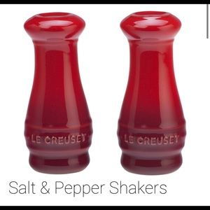 Le creuset salt and pepper shakers